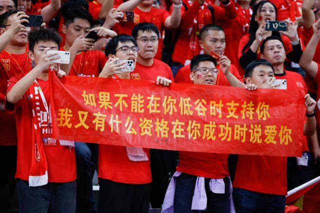 中秋票房惨淡，德云社面临重大亏损危机